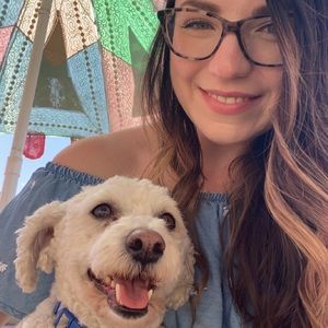 Meet your Posher, Alicia